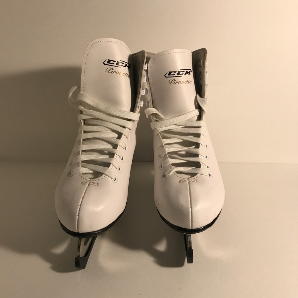 CCM Pirouette Girls Ice Skates